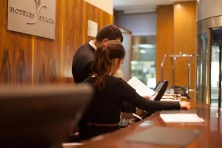 Silken Luis de León - 29