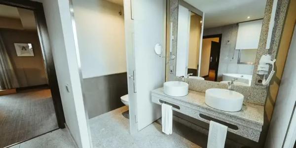 Barceló León Conde Luna - 72