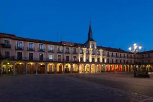 NH Collection León Plaza Mayor Mini-hotel, Leon