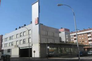 FC Infantas de León Mini-hotel, Leon