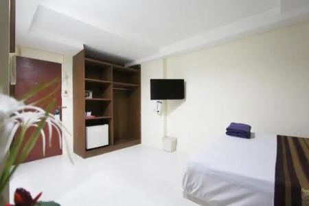 18 Coins Cafe & Hostel - 38