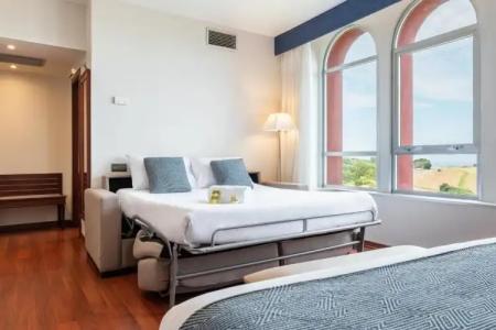 Eurostars Ciudad de La Coruña - 37