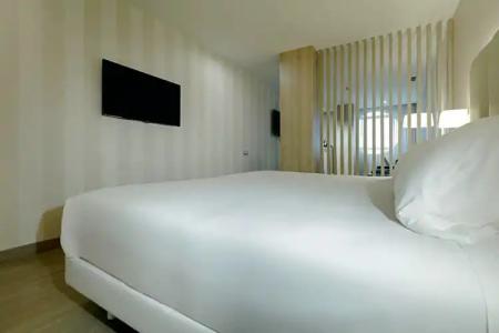 Hesperia A Coruña Centro - 82