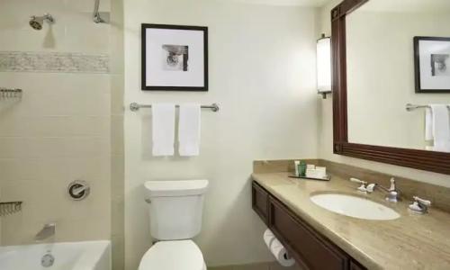 Hilton New Orleans Riverside - 46