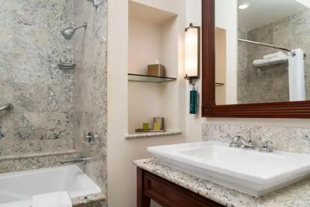 Hilton New Orleans Riverside - 9