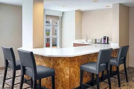 Hilton New Orleans Riverside - 69