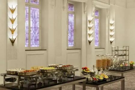 Hilton New Orleans / St. Charles Avenue - 11