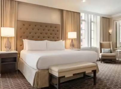 Hilton New Orleans / St. Charles Avenue - 69