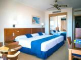 Standard Double room with partial sea view