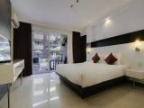Deluxe Pool Access Double room