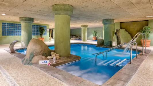 Senator Granada - 16