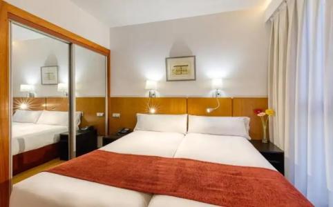 Senator Granada - 51