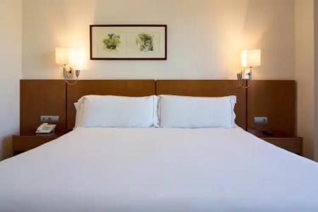 Senator Granada - 36