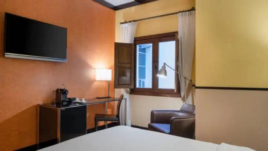 Palacio de Santa Paula, Autograph Collection - 121