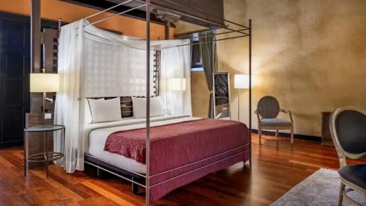 Palacio de Santa Paula, Autograph Collection - 131