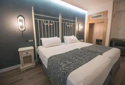 Los Angeles & Spa - 6