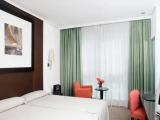 Standard room with partial sea view