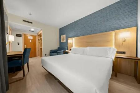 Zentral Gijón Rey Pelayo - 42