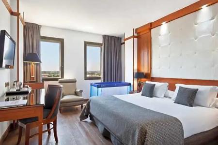 Best Western Premier CMC Girona - 73