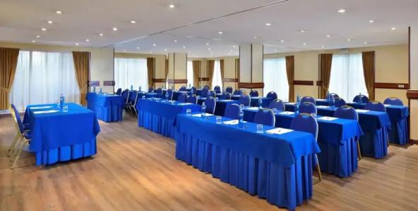 Best Western Premier CMC Girona - 49