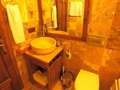 Dilek Tepesi Cave - 29