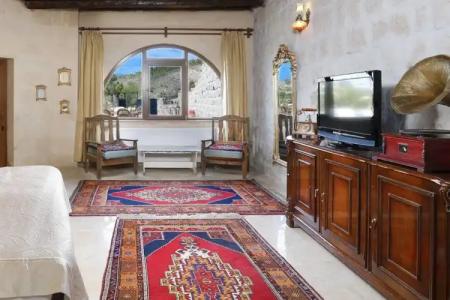 Dilek Tepesi Cave - 40