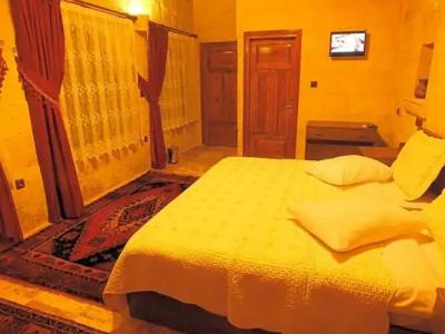 Dilek Tepesi Cave - 36