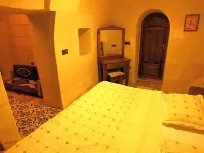 Dilek Tepesi Cave - 50