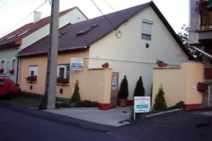 Vass Vendeghaz, Eger