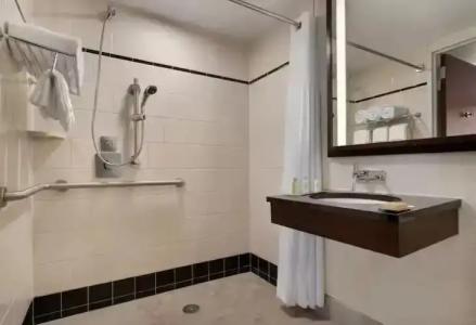 DoubleTree by Hilton New York Downtown - 52