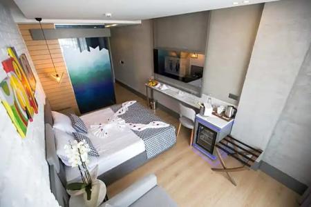 Laren Family & Spa - Boutique Class - 129