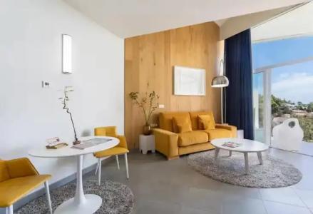 Higuerón Curio Collection by Hilton - 129