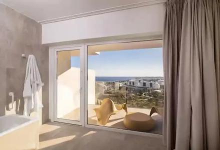 Higuerón Curio Collection by Hilton - 165