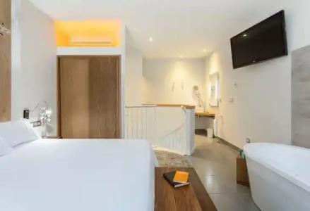 Higuerón Curio Collection by Hilton - 123