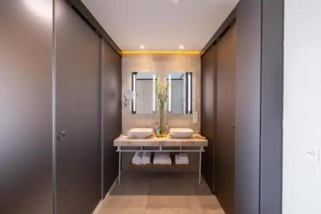 Higuerón Curio Collection by Hilton - 182