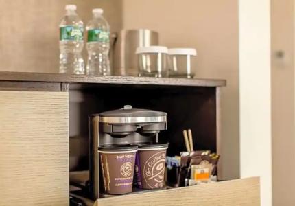 DoubleTree by Hilton & Suites Jersey City - 46