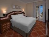 2 Bedrooms Single Apartment seafront
