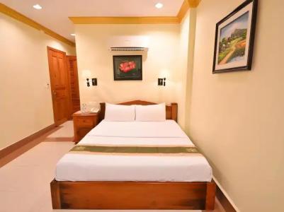 Golden House International - 4