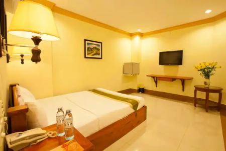 Golden House International - 3