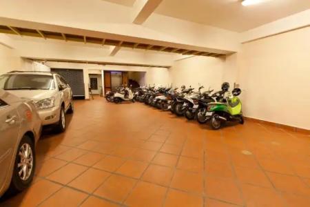 Golden House International - 18