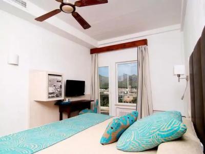 Hoposa Daina- Adults Only - 43