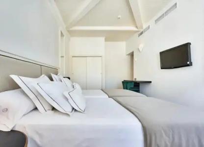 Hoposa Daina- Adults Only - 68