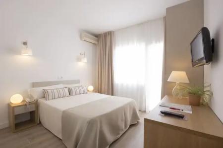 Cabot Romantic- Adults Only - 38