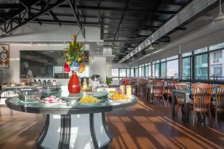 Ohana Phnom Penh Palace - 24