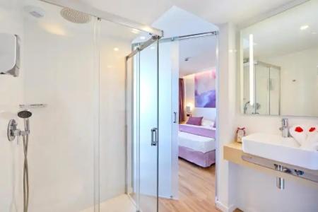 MLL Mediterranean Bay - Adults Only - 64