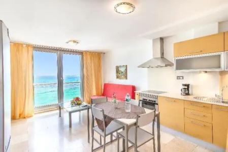 LIVVO Corralejo Beach - 45