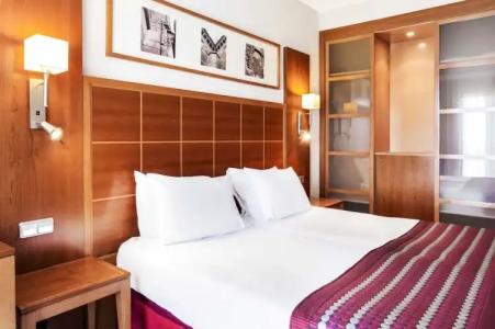 Exe Las Adelfas - 51