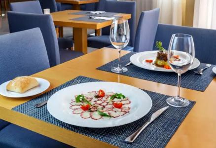 Exe Las Adelfas - 28