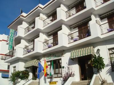 Tres Jotas Conil
