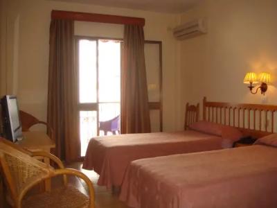 Tres Jotas Conil - 4